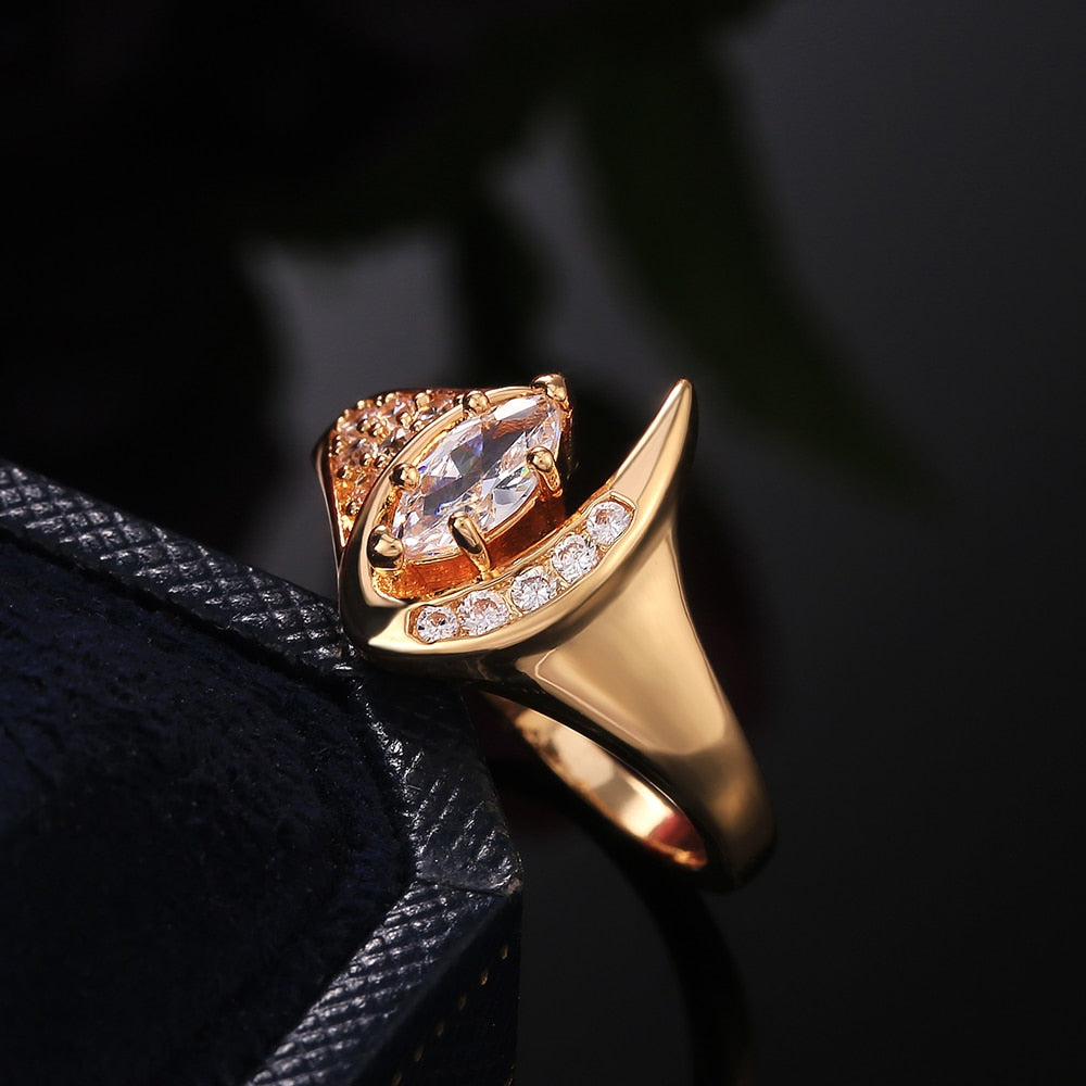 Luxury Gold Color Brilliant CZ Stone Women Wedding Rings