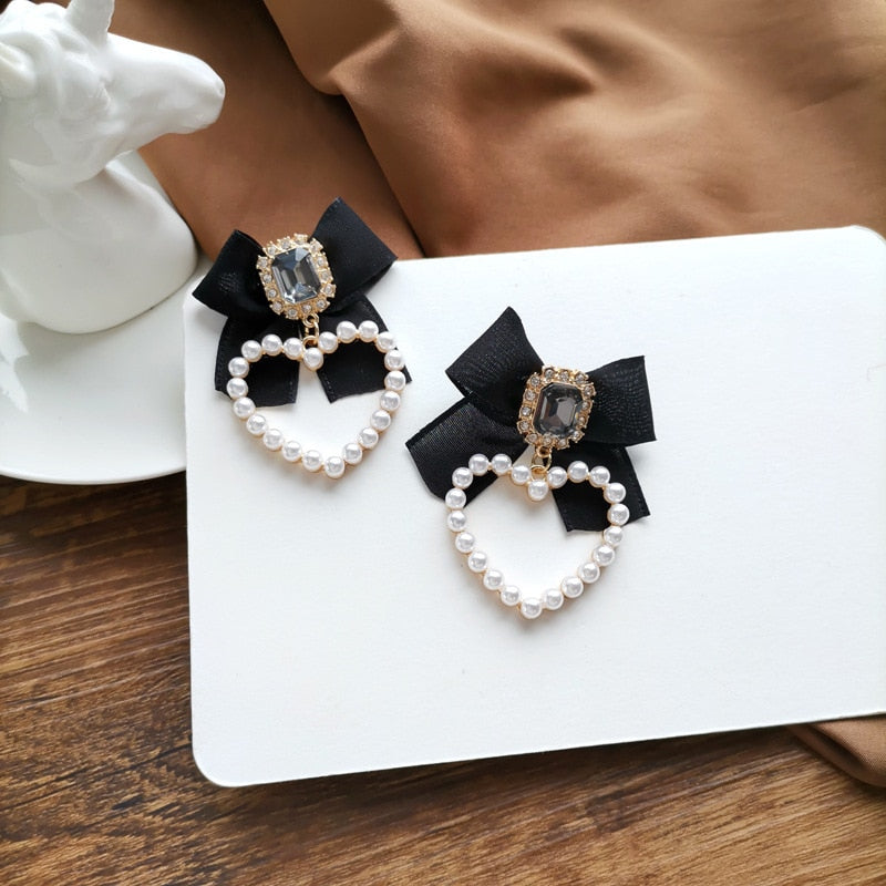 Korean Temperament Retro Rhinestone Bow Clip Earrings