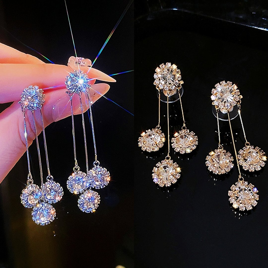 Zircon round petal earrings