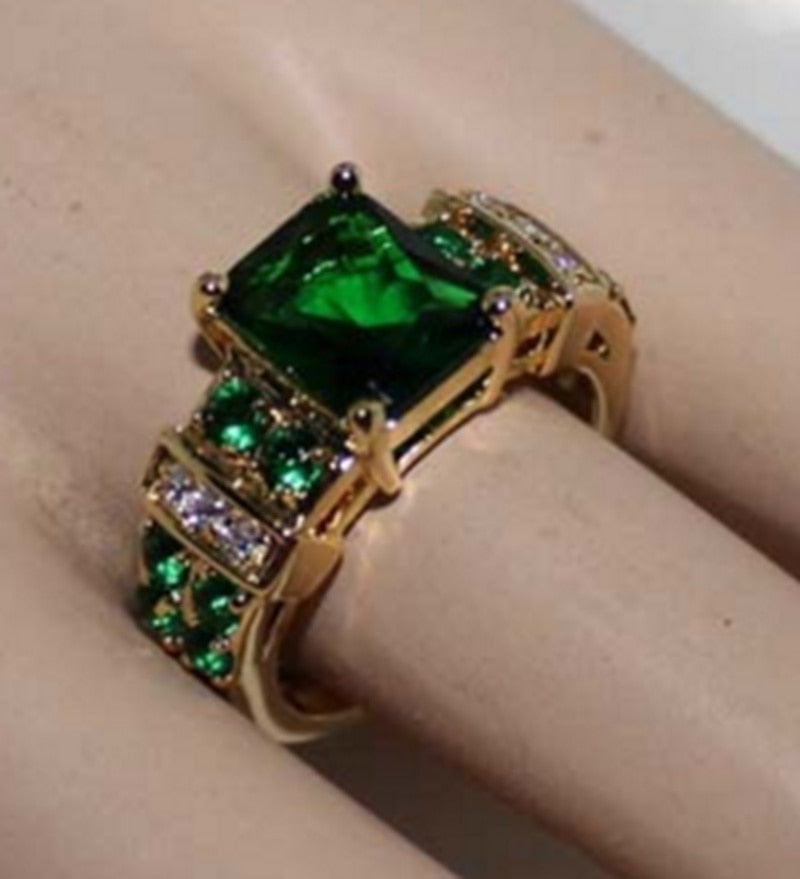 Fashion Exquisite Luxury Popular Shiny Green High Quality Zircon Wedding Ring
