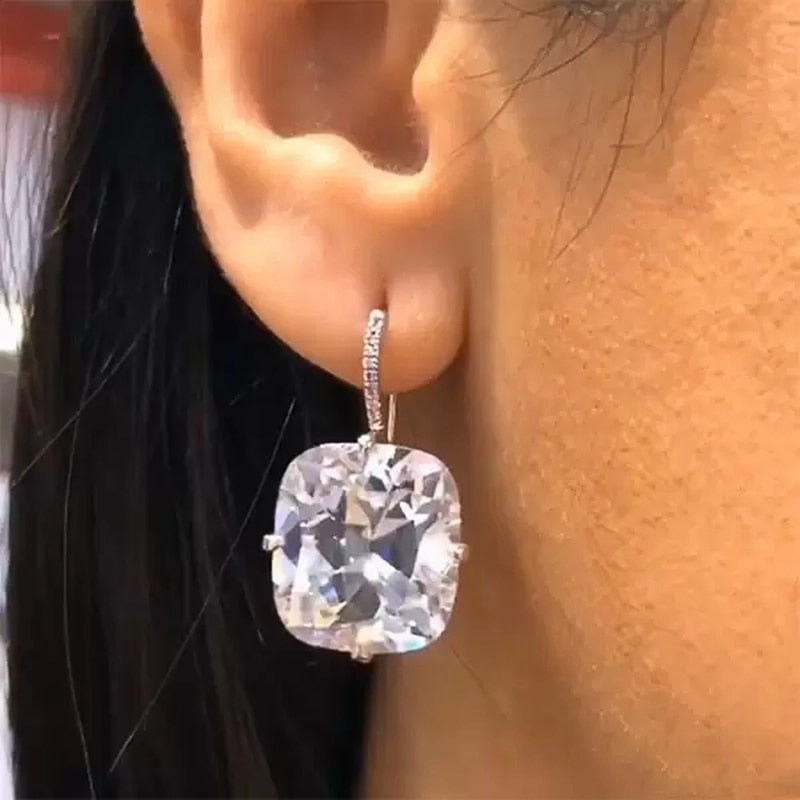 Luxury White Cubic Zirconia Dangle Earring Women