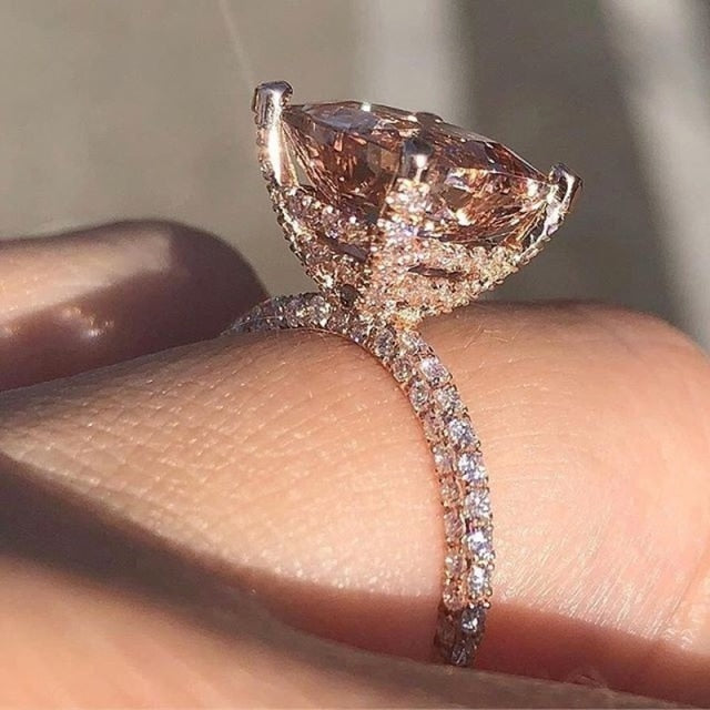 Luxury Fashion Rose Gold Filling Inlaid Zircon Crystal Wedding Rings